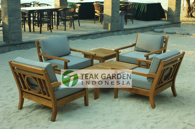 Teak Garden Furniture From Indonesia, Teak In The Garden